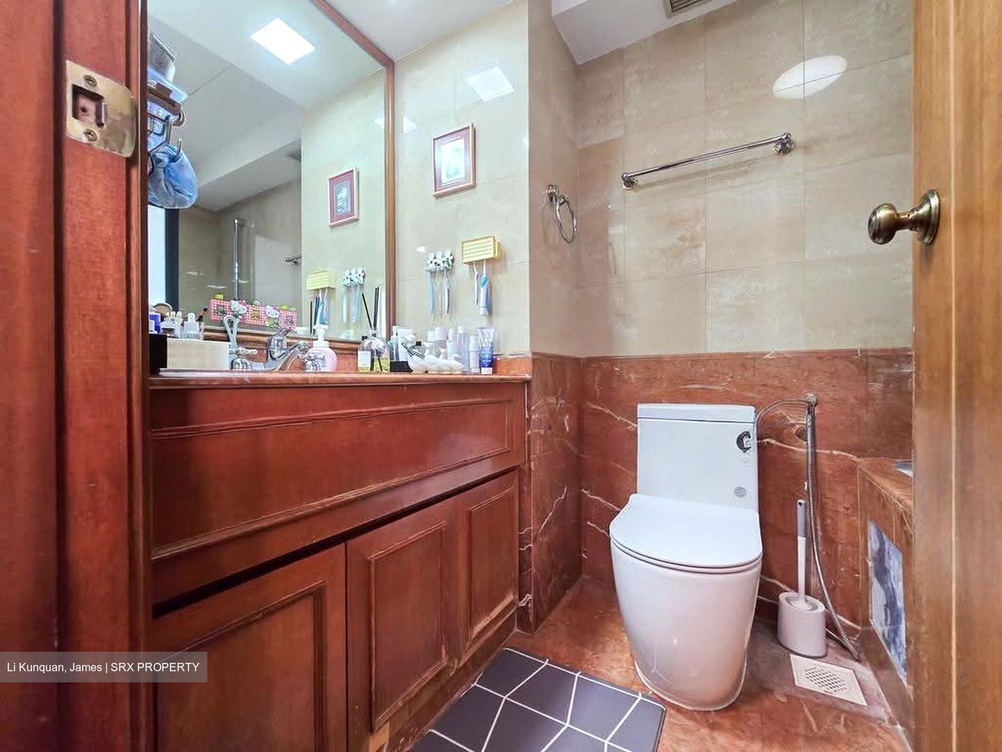 Regentville (D19), Apartment #635477111
